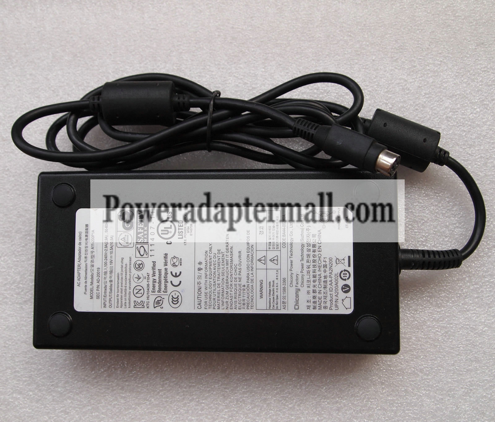 Original Samsung DP700A7D-S01SE 19V 10.5A AC Adapter A11-200P1A Original Samsung DP700A7D-S01SE 19V 10.5A AC Adapter A11-200P1A